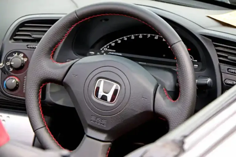 3 Signs You Need to Hire Honda Transmission Repair Services